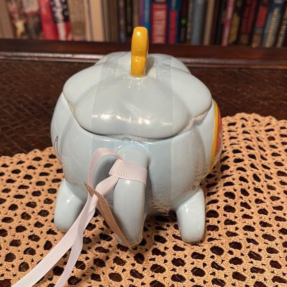 👑2022 NEW Rae Dunn CINDERELLA blue pumpkin carriage mug - Picture 4 of 5